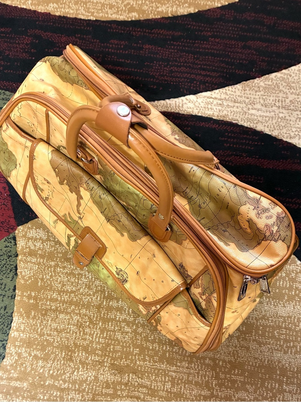 Stylish Travel Bag - Picture 16 of 16
